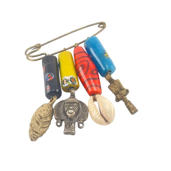 Vintage Boho Tribal Charm Safety Pin Brooch With Beads & Elephant Shell & Leaf C - Picture 1 of 5